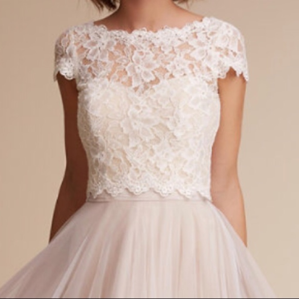 👗 MAKE AN OFFER 👗 BHLDN bridal topper